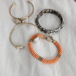Bracelet Bundle Set Of 4 In Fashion Jewelry Dainty